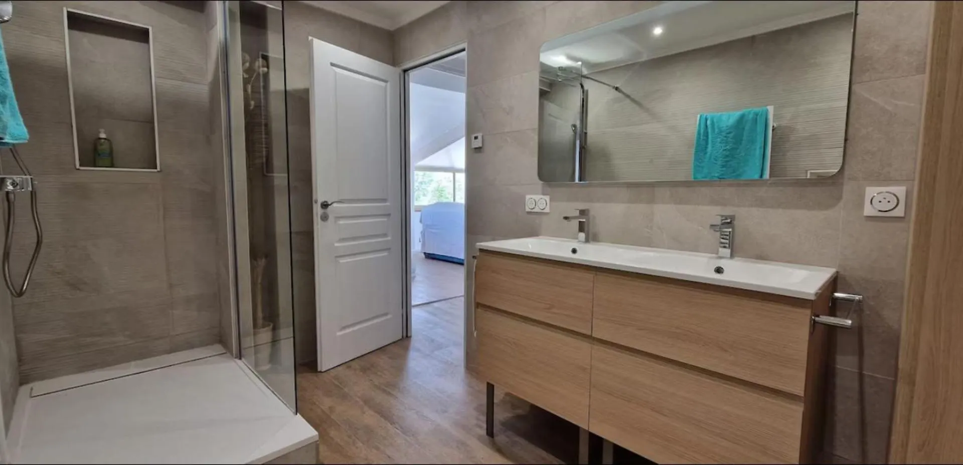 فيلا F4 House With Wifi And Private Pool In فيداوبان بيت للعطل
